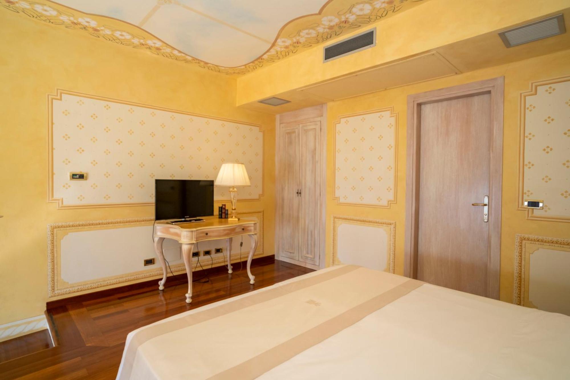 Suite Hotel Nettuno Sestri Levante Exterior foto
