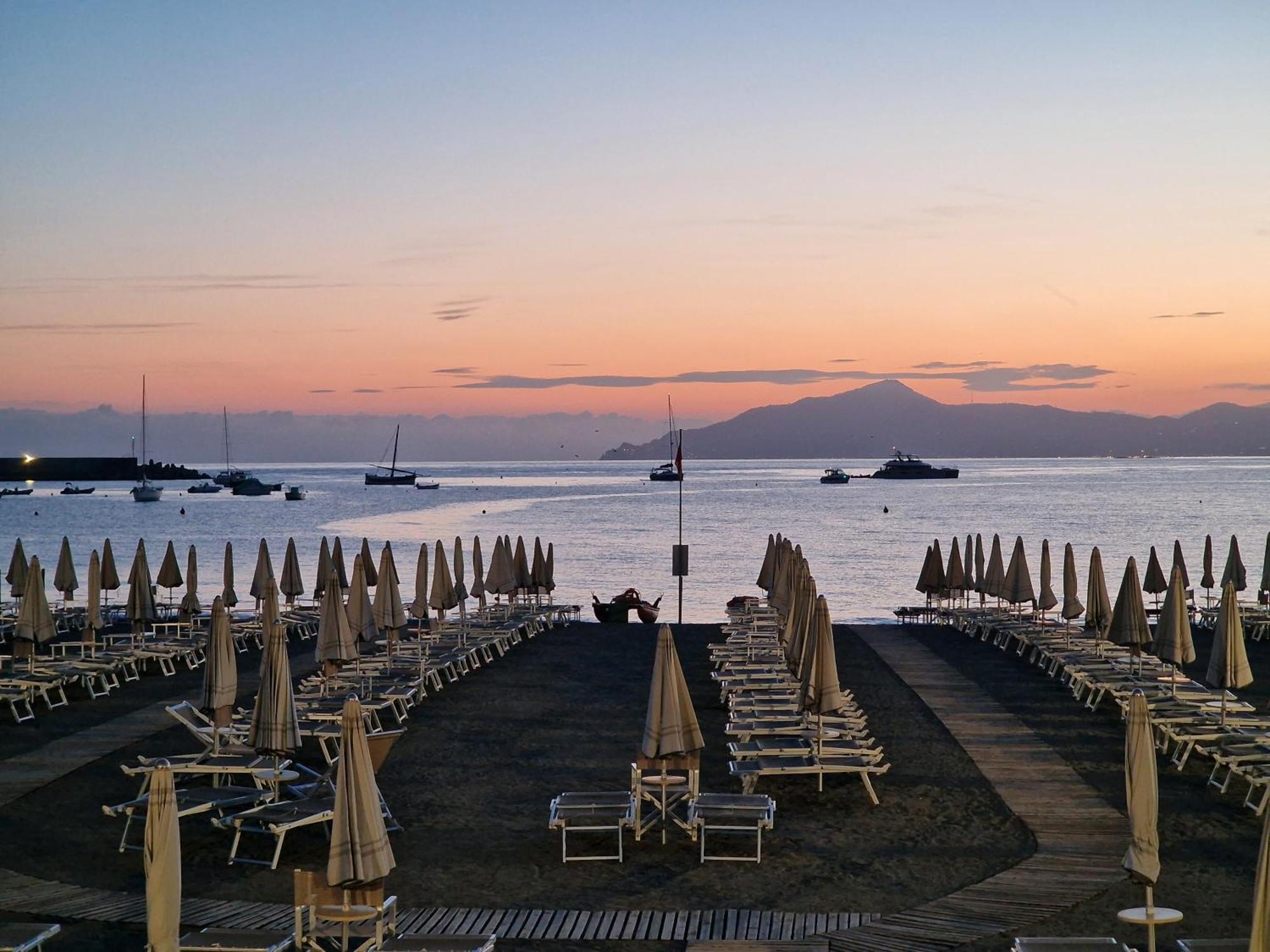 Suite Hotel Nettuno Sestri Levante Exterior foto