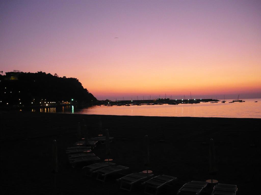 Suite Hotel Nettuno Sestri Levante Exterior foto